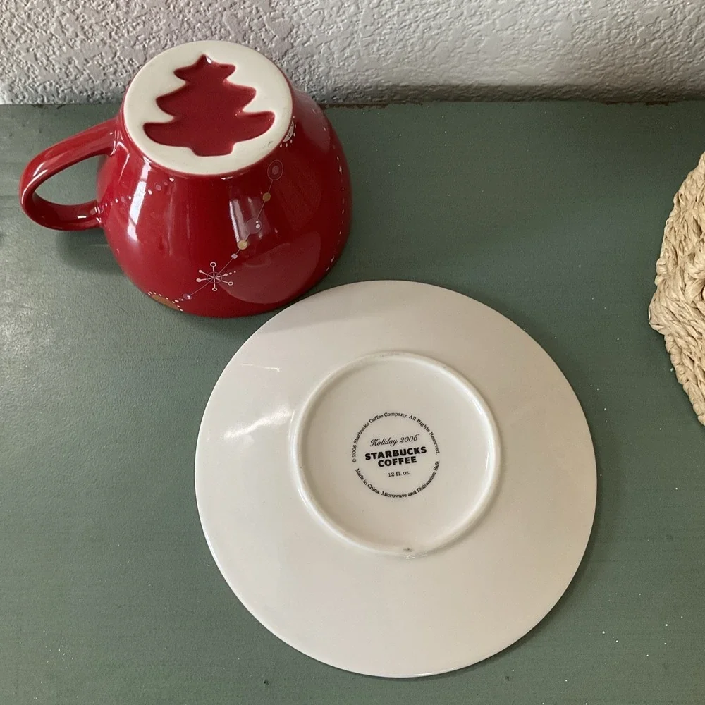 Starbucks Red White Christmas Holiday 2006‎ Coffee Tea Cup & Saucer 12oz